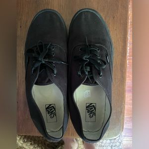Men’s Vans Authentics, Black, Size 13